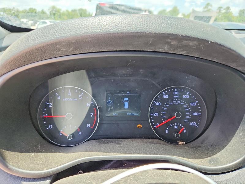 2017 Kia Sportage VIN KNDPNCAC8H7031610 COPART salvage auction — MINOR DENT/SCRATCHES, TX - CERTIFICATE OF TITLE, sold $2,950 on 2026-08-19 (photo 9)