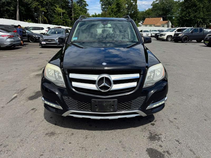 2014 Mercedes-benz VIN WDCGG8JB4EG265442 COPART salvage auction — MINOR DENT/SCRATCHES, MA - CERTIFICATE OF TITLE, sold $5,500 on 2026-08-12 (photo 5)