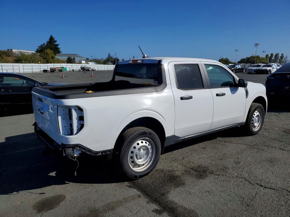 2024 Ford Maverick VIN 3FTTW8A39RRA06718 COPART salvage auction — REAR END, CA - SALVAGE CERTIFICATE, sold $11,000 on 2026-08-28 (photo 3)
