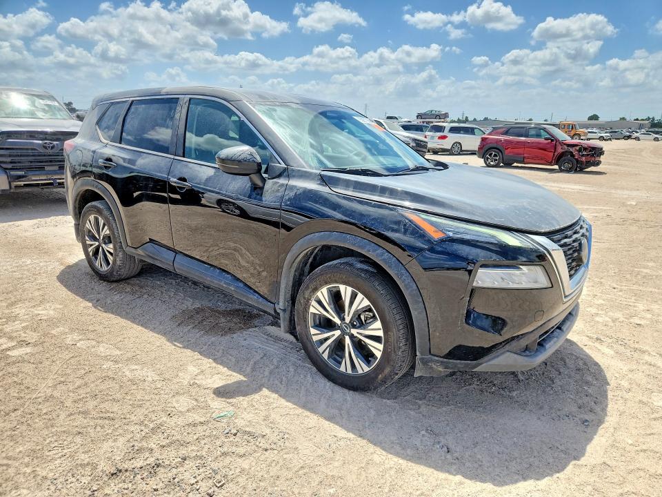 2022 Nissan Rogue VIN 5N1BT3BA3NC729067 COPART salvage auction — WATER/FLOOD, LA - CERT OF TITLE-SALVAGE FLOOD, sold $7,400 on 2026-10-06 (photo 4)