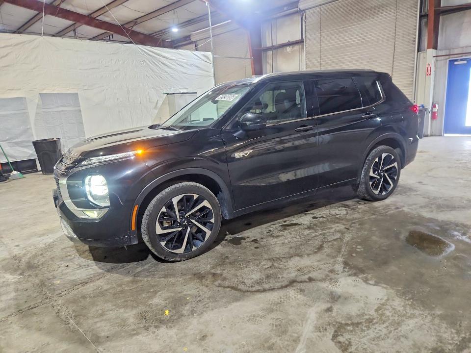 2025 Mitsubishi Outlander VIN JA4T5WA99SZ047275 COPART salvage auction — SIDE, RI - CERTIFICATE OF TITLE, sold $20,500 on 2026-08-19 (photo 1)