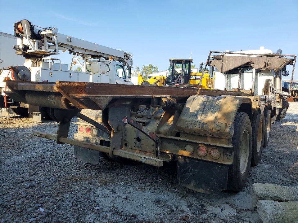 2024 Mack Granite VIN 1M2GR4NC6RM004974 COPART salvage auction — FRONT END, KY - CERT OF TITLE-SALVAGE, sold $34,750 on 2026-10-01 (photo 3)