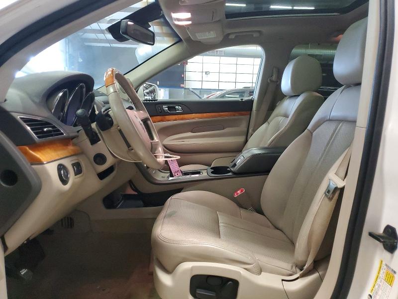 2012 Lincoln Mkt VIN 2LMHJ5AT4CBL50207 COPART salvage auction — MINOR DENT/SCRATCHES, CT - CERTIFICATE OF TITLE, sold $525 on 2026-08-31 (photo 7)