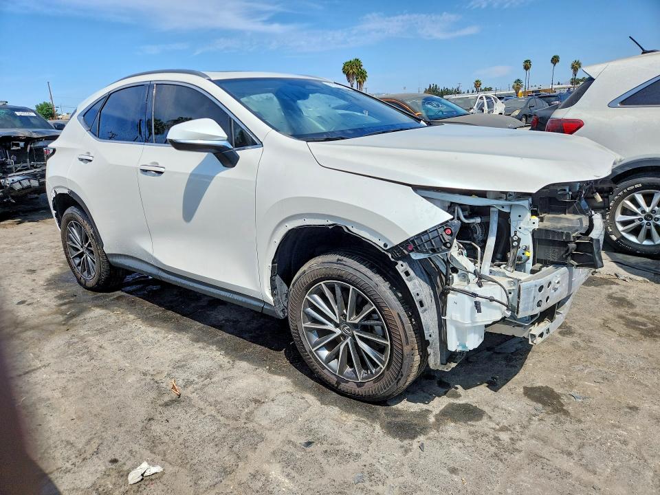2025 Lexus Nx 250 VIN JTJADCAZ6S2017798 COPART salvage auction — STRIPPED, Ca - Salvage Certificate, sold $10,500 on 2026-09-10 (photo 4)