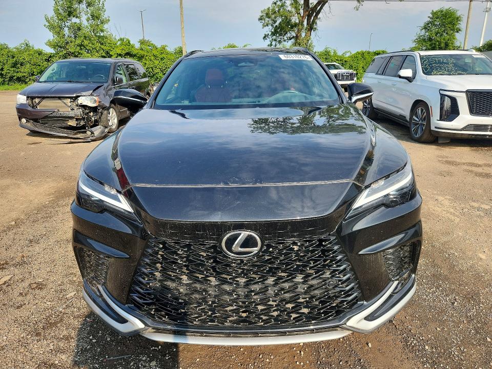 2024 Lexus VIN 2T2BAMCA3RC050262 COPART salvage auction — SIDE, Qc - Gravement Accidente, sold $10,200 on 2026-09-08 (photo 5)