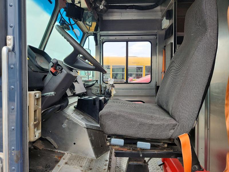 2021 Freightliner Mt45g VIN 4UZAC2GA1MCMM9385 COPART salvage auction — FRONT END, WI - CERTIFICATE OF TITLE, sold $13,000 on 2026-09-08 (photo 7)
