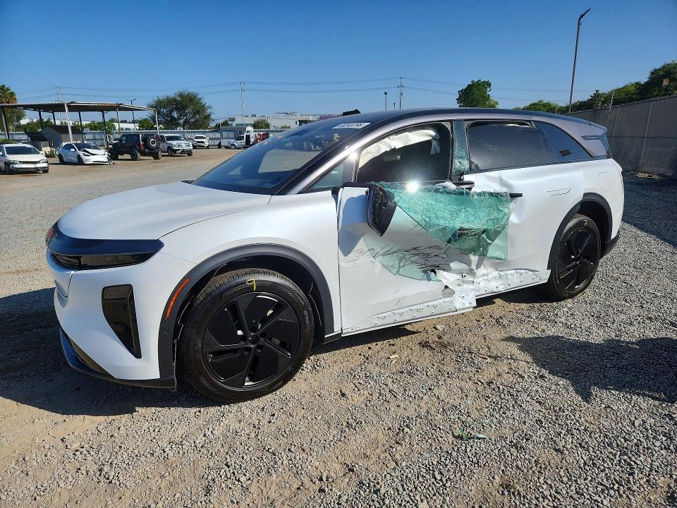 2026 Lucid Gravity VIN 7UUG1GHJ0TA048369 — COPART salvage auction photo