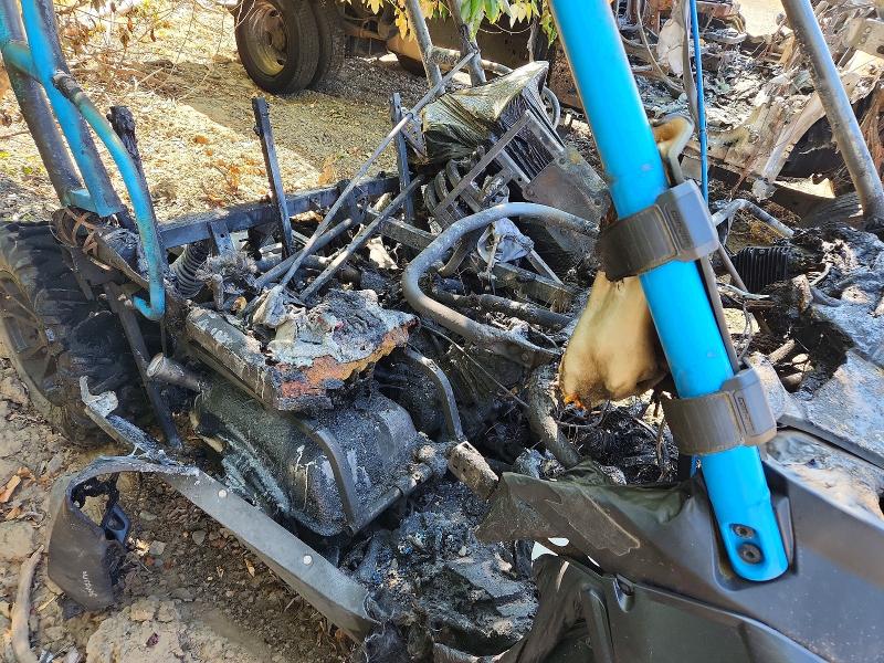 2016 Can-am Commander VIN 3JBKKAP2XGJ001748 COPART salvage auction — BURN, OR - SALVAGE TITLE CERTIFICATE, sold $150 on 2026-10-05 (photo 9)
