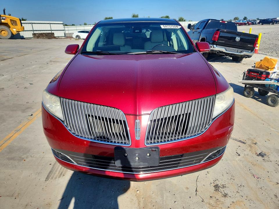 2013 Lincoln Mkt VIN 2LMHJ5FK6DBL57225 COPART salvage auction — REAR END, Ky - Cert Of Title-Salvage, sold $600 on 2026-10-01 (photo 5)