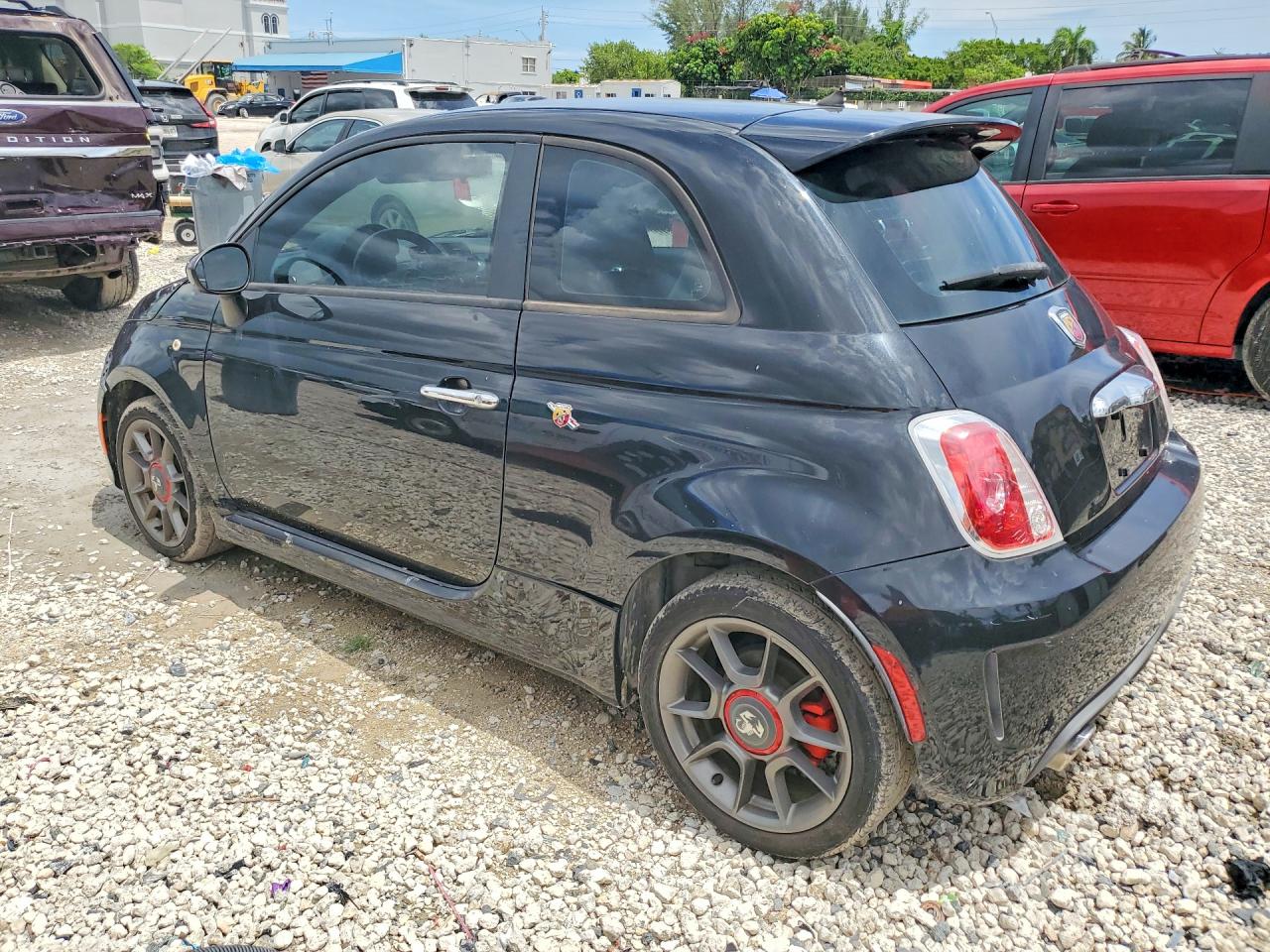 2012 Fiat 500 VIN 3C3CFFFH7CT291040 COPART salvage auction — Minor Dent/Scratches, Sv - Salvage Title, sold $750 on 2026-09-25 (photo 2)