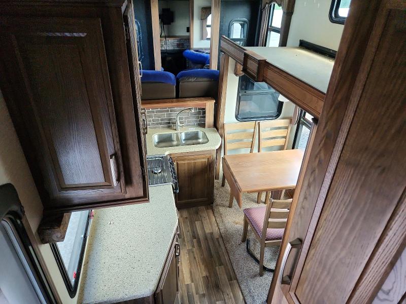 2016 Kutb VIN 4YDF32623G2506665 COPART salvage auction — ROOF, MN - CERT OF TITLE-SALVAGE FLOOD, sold $70 on 2026-10-05 (photo 6)