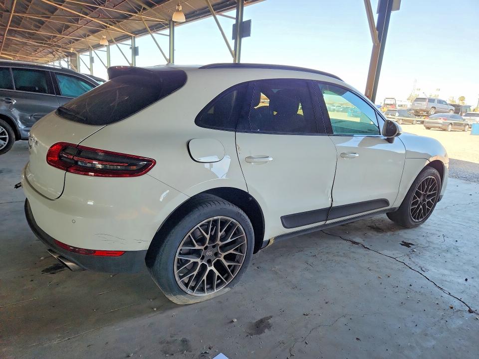 2018 Porsche Macan VIN WP1AB2A53JLB30731 COPART salvage auction — FRONT END, Va - Certificate Of Title (P), sold $450 on 2026-08-10 (photo 3)