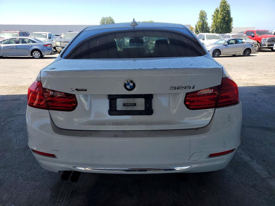 2013 BMW VIN WBA3B3C51DF541543 COPART salvage auction — REAR END, Ca - Salvage Certificate, sold $875 on 2026-08-18 (photo 6)