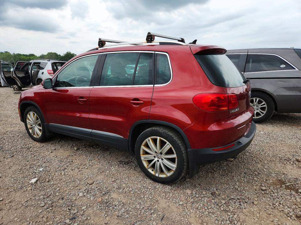 2015 Volkswagen Tiguan VIN WVGBV7AX4FW098949 COPART salvage auction — FRONT END, NY - CERTIFICATE OF TITLE, sold $1,250 on 2026-08-17 (photo 2)