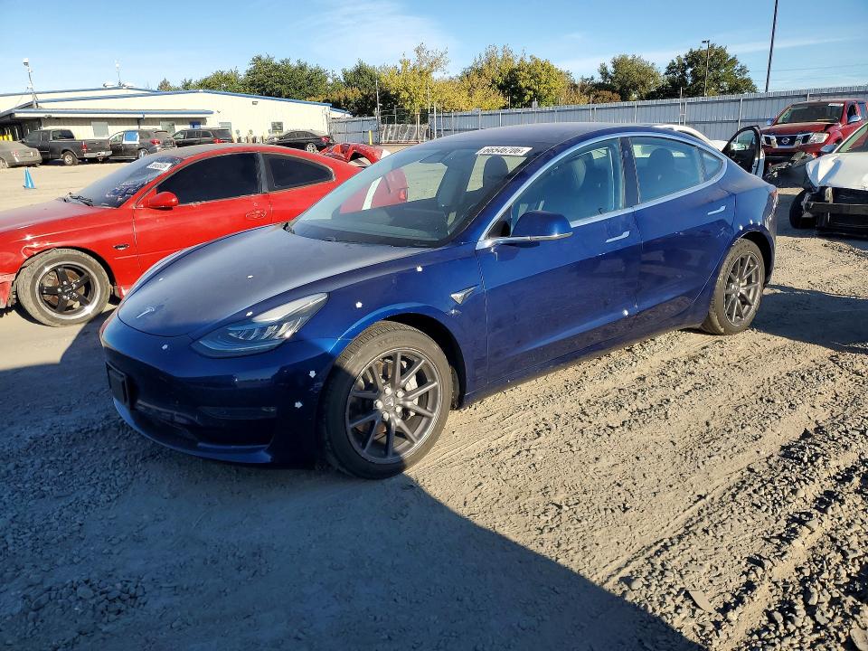 2018 Tesla Model 3 VIN 5YJ3E1EAXJF046184 — COPART salvage auction photo