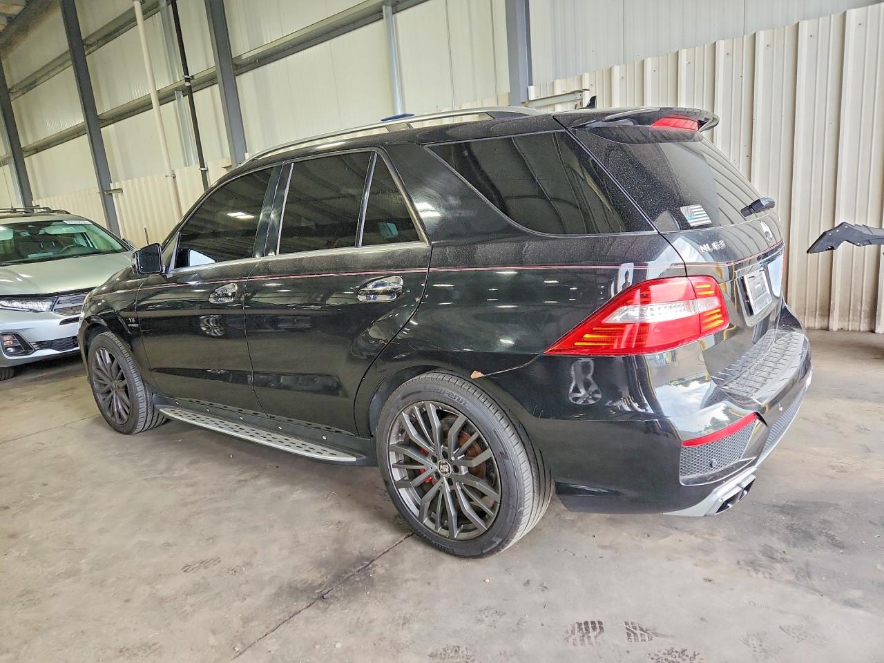 2014 Mercedes-benz Ml-class VIN 4JGDA7EB5EA349900 COPART salvage auction — Minor Dent/Scratches, MN - CERT OF TITLE-SALVAGE, sold $5,500 on 2026-09-15 (photo 2)
