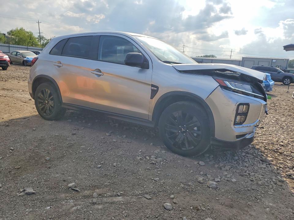2026 Mitsubishi Outlander VIN JA4ARUAU1TU006593 COPART salvage auction — FRONT END, Nc - Certificate Of Title (P), sold $7,600 on 2026-09-09 (photo 4)