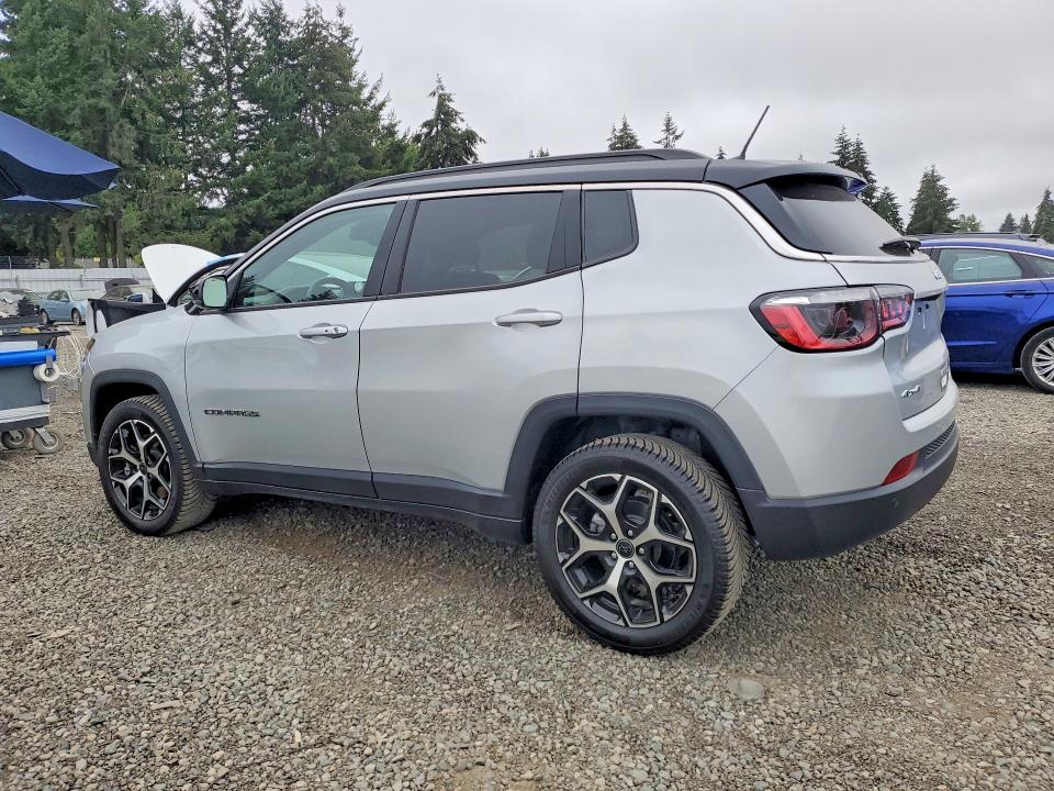 2025 Jeep Compass VIN 3C4NJDCN3ST579377 COPART salvage auction — MINOR DENT/SCRATCHES, Wa - Vehicle Cert Of Ownership-Titl, sold $6,200 on 2026-09-04 (photo 2)