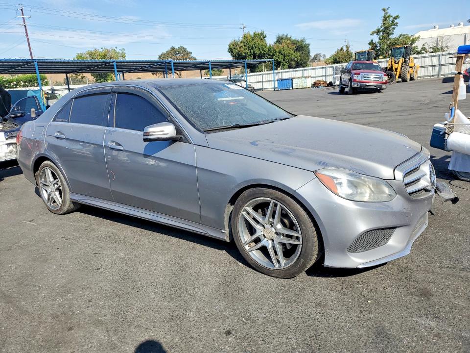 2014 Mercedes-benz E-klasse VIN WDDHF5KB9EB045081 COPART salvage auction — FRONT END, Ca - Salvage Certificate, sold $1,700 on 2026-08-13 (photo 4)