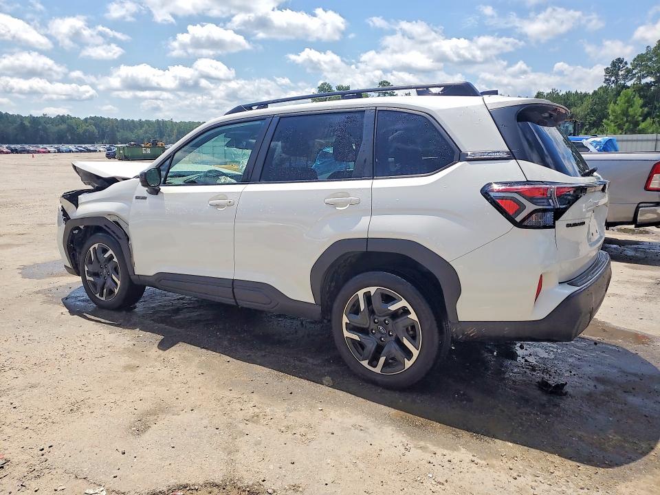 2025 Subaru Forester VIN JF2SLSED1SH415289 COPART salvage auction — FRONT END, OH - CERT OF TITLE-SALVAGE, sold $200 on 2026-09-07 (photo 2)