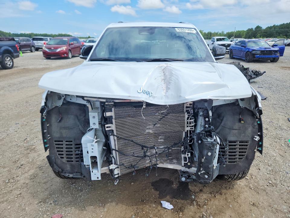 2024 Jeep Cherokee VIN 1C4RJYB63R8516016 COPART salvage auction — FRONT END, Al - Dealer Only Clean Title, sold $12,900 on 2026-08-21 (photo 5)