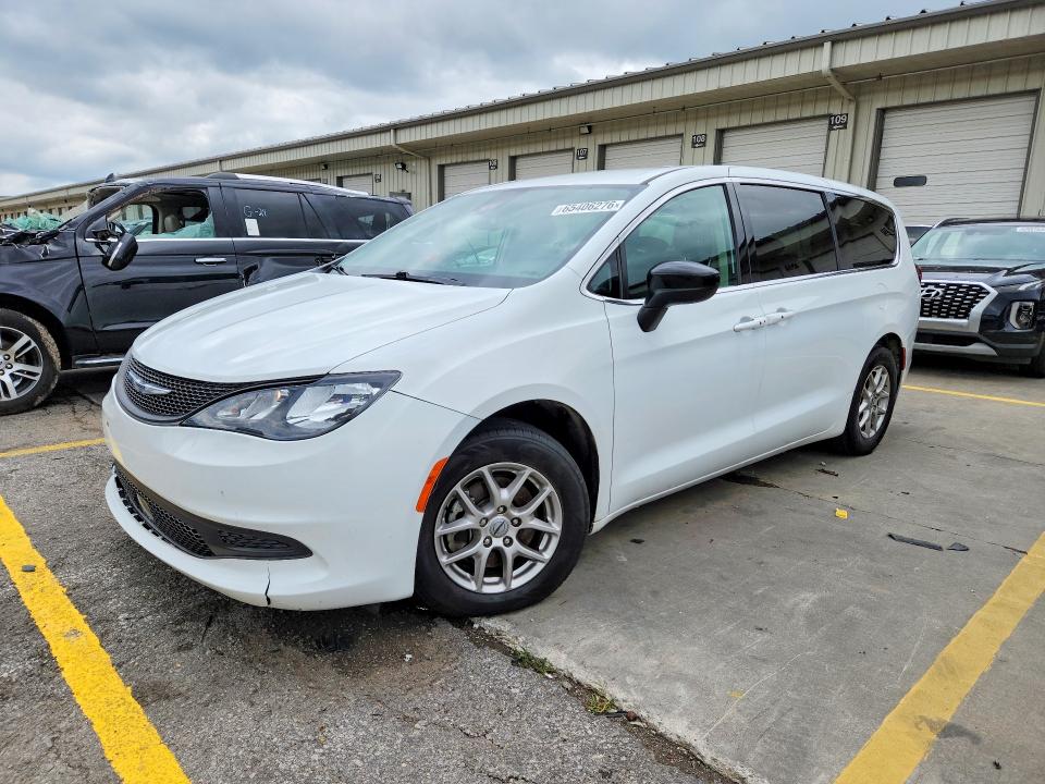 2024 Chrysler Voyager VIN 2C4RC1CG9RR113364 — COPART salvage auction photo