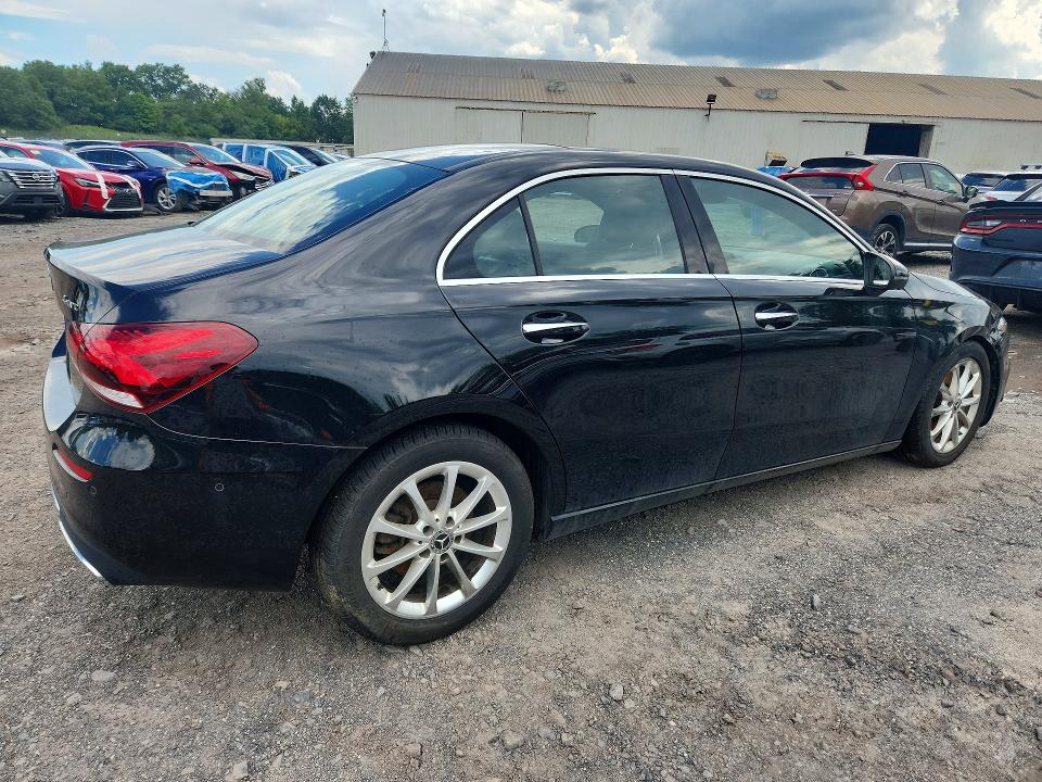 2022 Mercedes-benz A-klasse VIN W1K3G4FB3NJ349315 COPART salvage auction — FRONT END, Pa - Certificate Of Salvage, sold $7,800 on 2026-08-12 (photo 3)