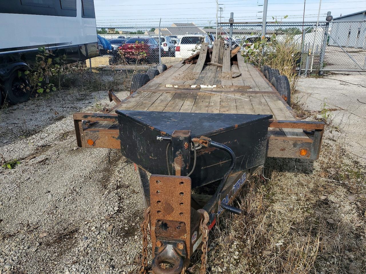 2016 VIN 4ZETD2236G1109213 COPART salvage auction — Rear End, Bp - Non-Repairable, sold $925 on 2026-09-24 (photo 8)
