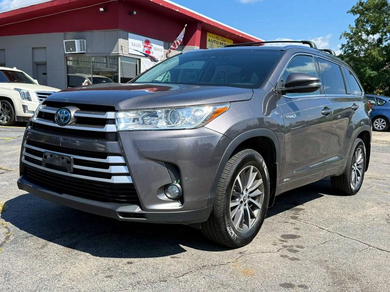 2018 Toyota Highlander VIN 5TDJGRFH7JS045355 — COPART salvage auction photo