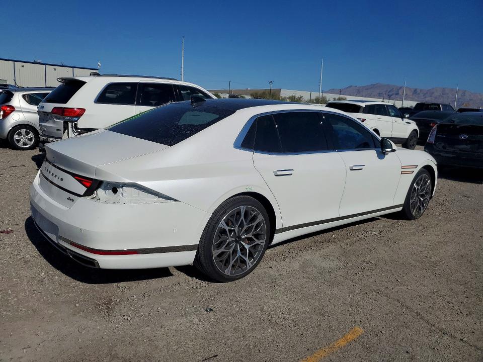 2023 Genesis G90 VIN KMTFC4SD8PU027654 COPART salvage auction — SIDE, Nv - Salvage Title, sold $36,500 on 2026-09-17 (photo 3)