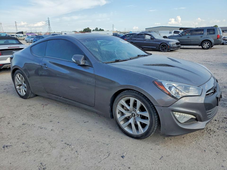 2013 Hyundai Genesis VIN KMHHU6KJ6DU092676 COPART salvage auction — NORMAL WEAR, TX - CERTIFICATE OF TITLE, sold $1,050 on 2026-09-11 (photo 4)