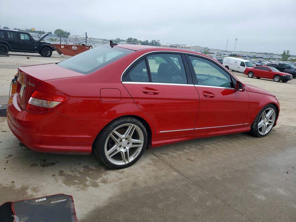 2010 Mercedes-benz C class VIN WDDGF8BBXAR090044 COPART salvage auction — MINOR DENT/SCRATCHES, Ne - Certificate Of Title, sold $1,100 on 2026-08-11 (photo 3)