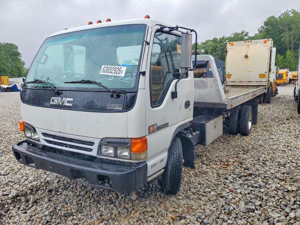 1997 Gmc 4000 VIN J8DB4B1K9V7002643 COPART salvage auction — MECHANICAL, MA - CERTIFICATE OF TITLE, sold $9,600 on 2026-08-19 (photo 1)