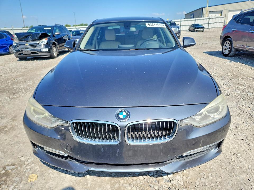2013 BMW 1er VIN WBA3F9C53DF145217 COPART salvage auction — MINOR DENT/SCRATCHES, Il - Certificate Of Title, sold $1,400 on 2026-08-13 (photo 5)