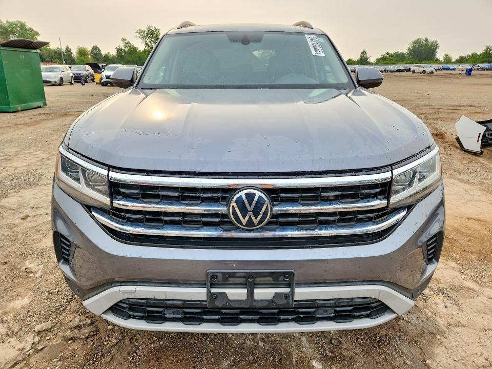 2021 Volkswagen Atlas VIN 1V2KR2CA8MC502420 COPART salvage auction — VANDALISM, Salvage Title, sold $3,400 on 2026-10-04 (photo 5)