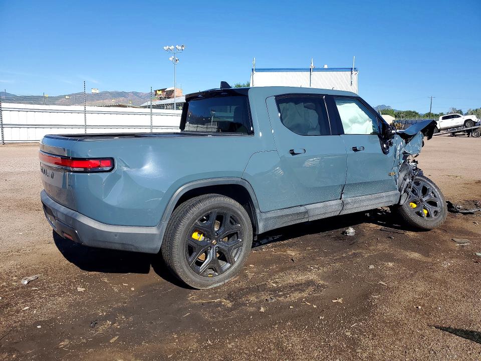 2025 Rivian R1t VIN 7FCTGCAP5SN036840 COPART salvage auction — FRONT END, Co - Salvage Title, sold $7,900 on 2026-09-21 (photo 3)