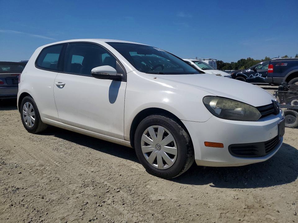 2010 Volkswagen Golf VIN WVWBA7AJ9AW125681 COPART salvage auction — ALL OVER, CO - DIS/DLR/EXP ONLY CLEAN TITLE, sold $250 on 2026-08-11 (photo 4)