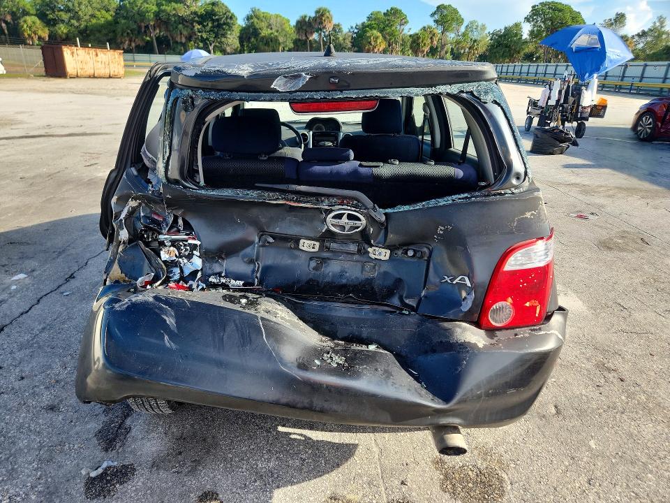 2006 Scion Xa VIN JTKKT624560168432 COPART salvage auction — REAR END, Fl - Cert Of Title Slvg Rebuildable, sold $225 on 2026-09-09 (photo 6)