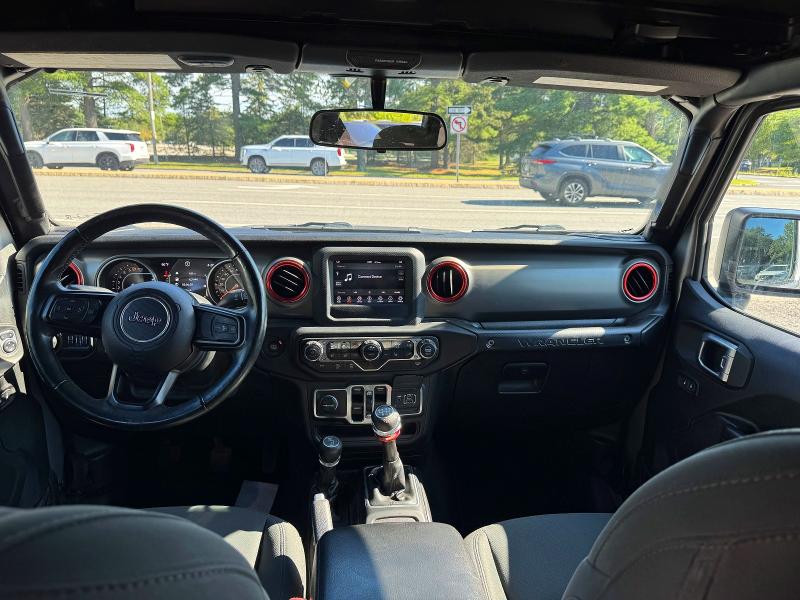 2018 Jeep Wrangler / VIN 1C4HJXDG4JW171848 COPART salvage auction — MINOR DENT/SCRATCHES, Il - Certificate Of Title (P), sold $11,400 on 2026-09-11 (photo 9)