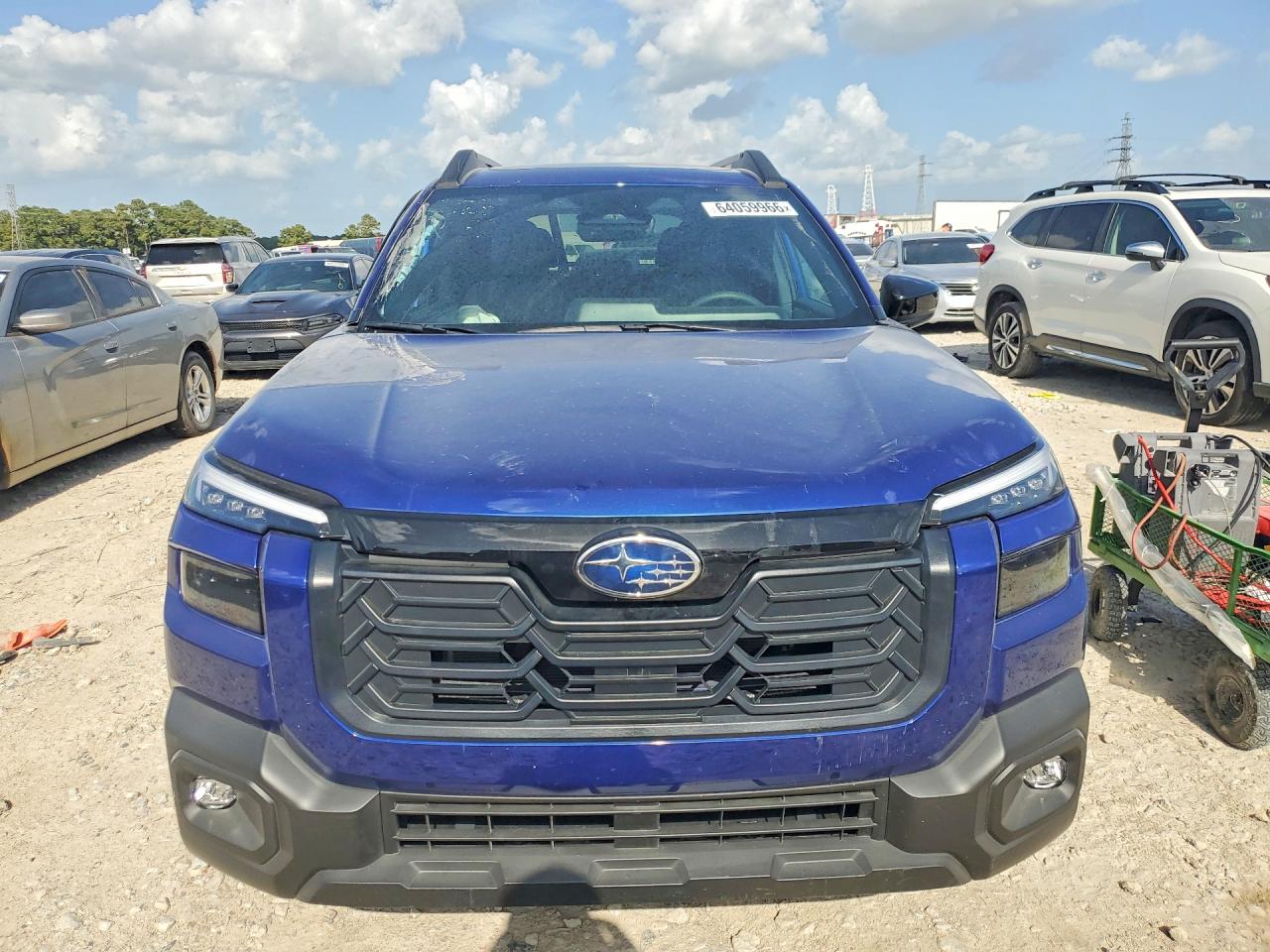 2026 Subaru Outback VIN JF2BUPDD0TY473228 COPART salvage auction — Side, FL - CERT OF TITLE SLVG REBUILDABLE, sold $10,700 on 2026-09-04 (photo 5)