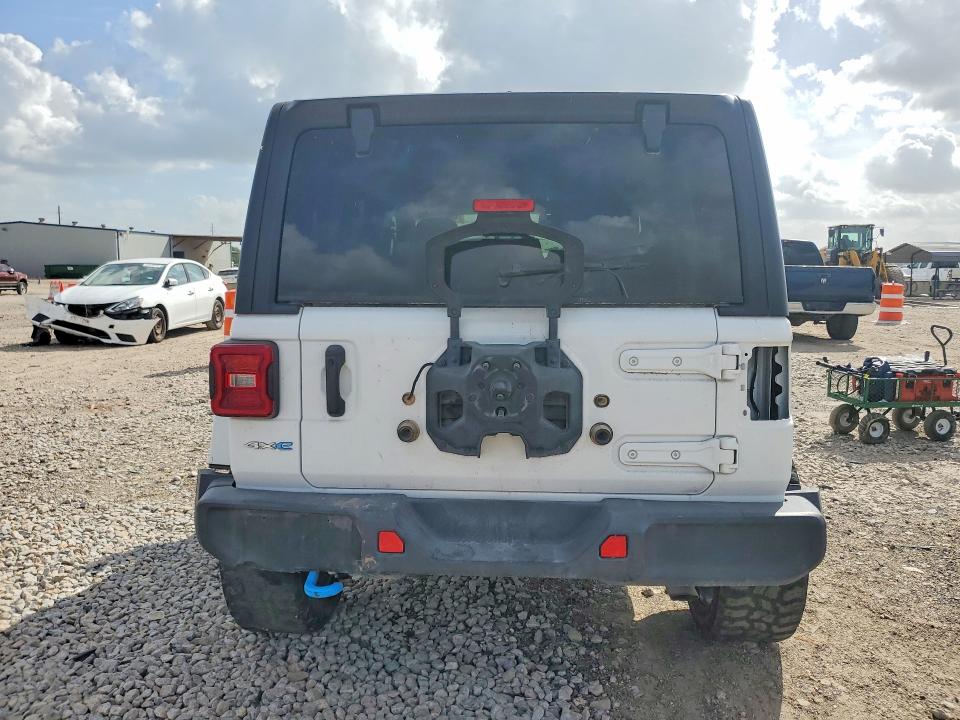2023 Jeep Wrangler / VIN 1C4JJXP66PW642489 COPART salvage auction — FRONT END, Ca - Certificate Of Title (P), sold $7,500 on 2026-08-31 (photo 6)