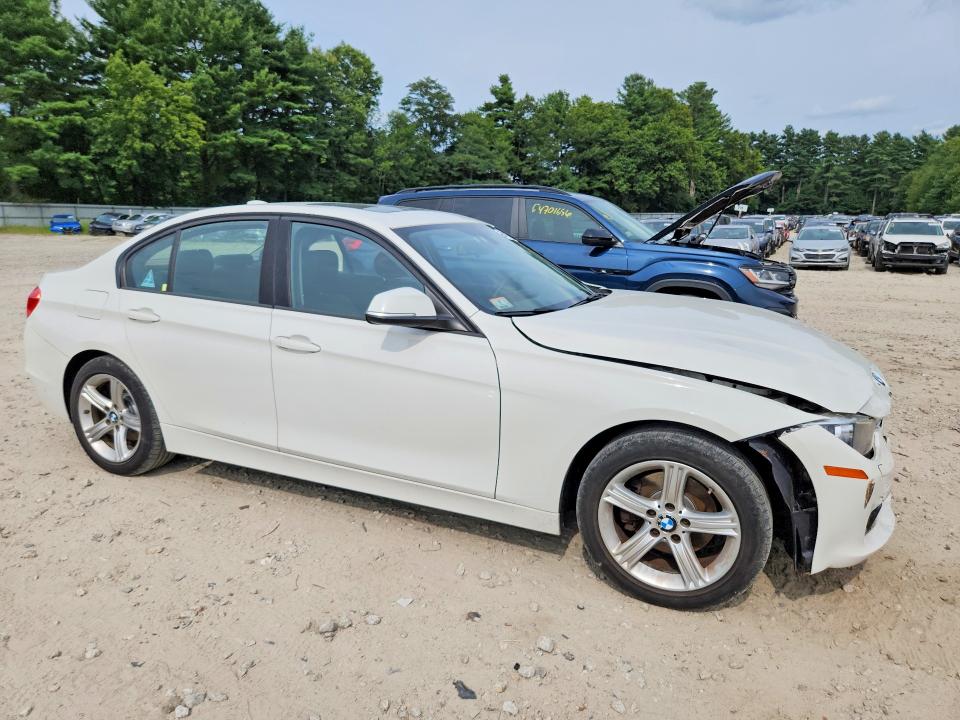 2013 BMW 3 series VIN WBA3B5C50DJ598924 COPART salvage auction — FRONT END, Ma - Certificate Of Title, sold $1,100 on 2026-09-14 (photo 4)