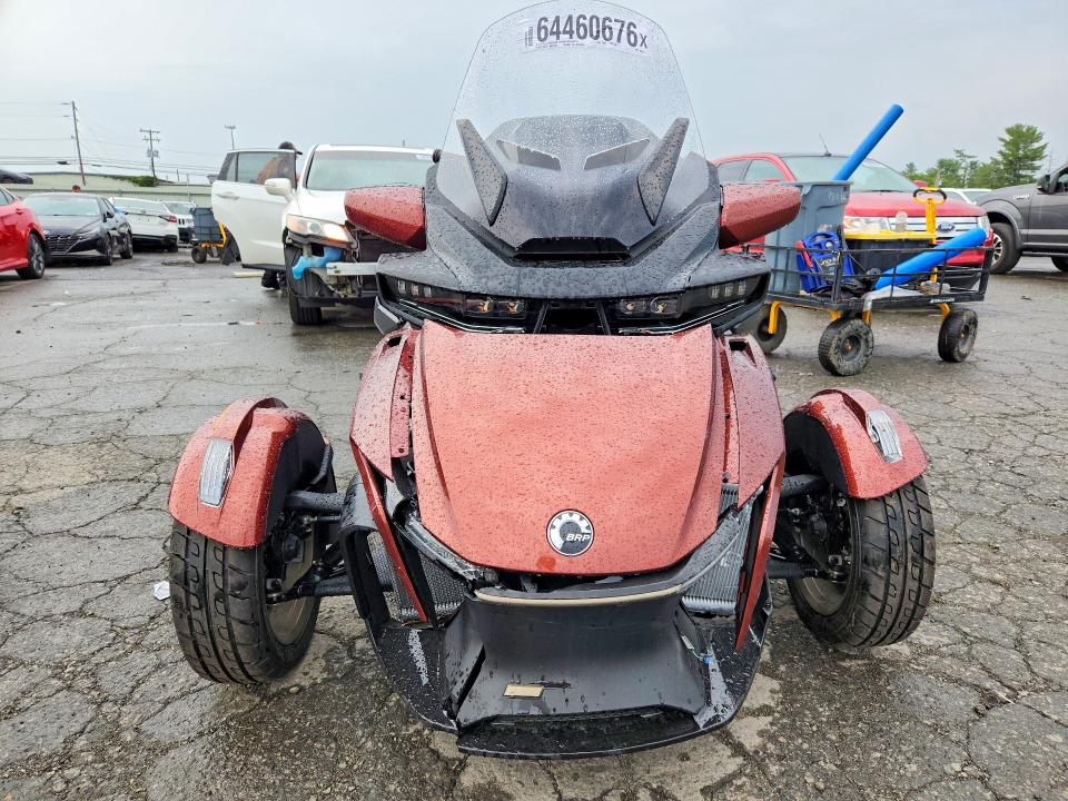 2026 Can-am/ brp Spyder VIN 2BXNBDD20TV002917 COPART salvage auction — FRONT END, Salvage Title, sold $8,100 on 2026-08-25 (photo 2)