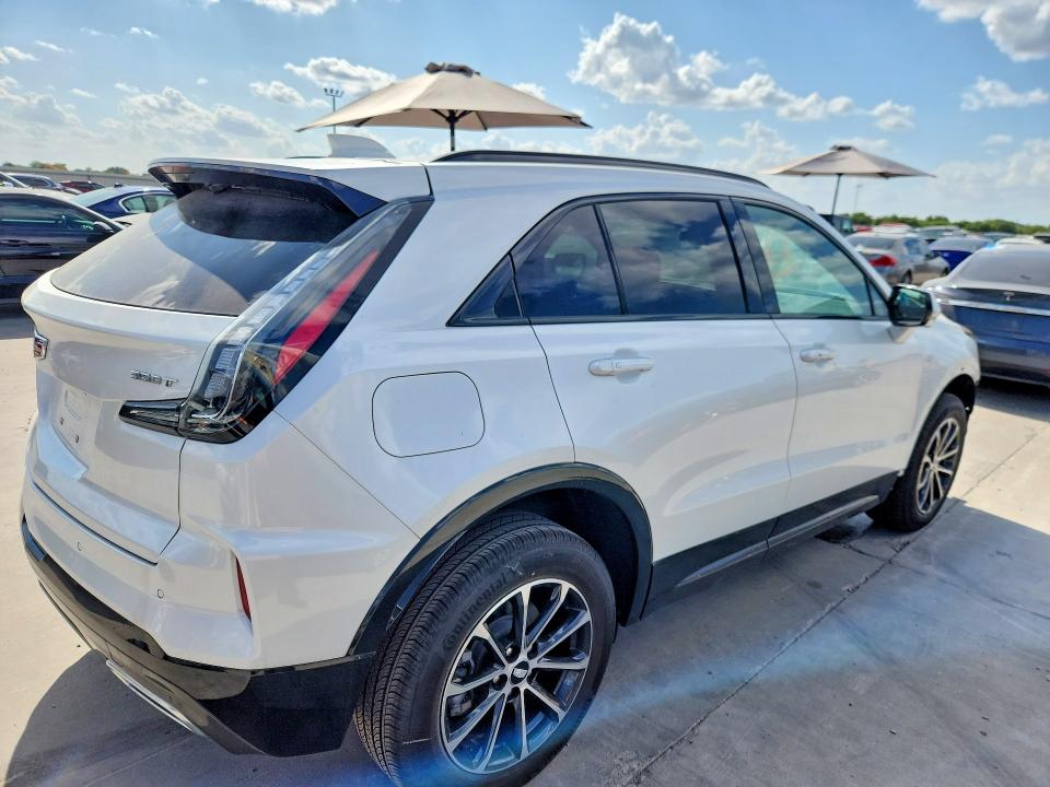 2025 Cadillac Xt4 VIN 1GYFZER46SF146612 COPART salvage auction — FRONT END, Tx - Salvage Vehicle Title, sold $7,800 on 2026-09-03 (photo 3)