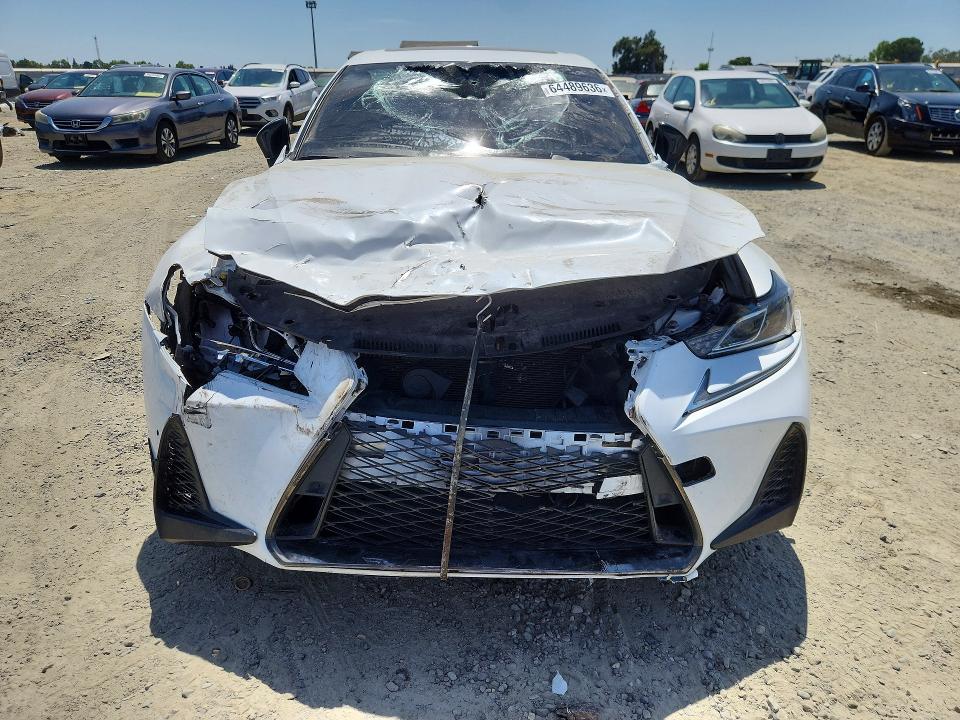 2019 Lexus Is VIN JTHBA1D28K5099954 COPART salvage auction — FRONT END, Tx - Salvage Vehicle Title, sold $7,000 on 2026-08-27 (photo 5)