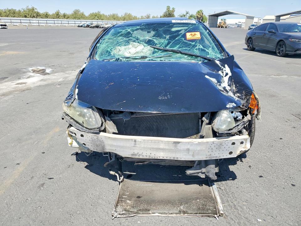 2012 Honda Civic VIN 2HGFG4A57CH709808 COPART salvage auction — ROLLOVER, Ca - Salvage Certificate, sold $2,200 on 2026-09-18 (photo 5)