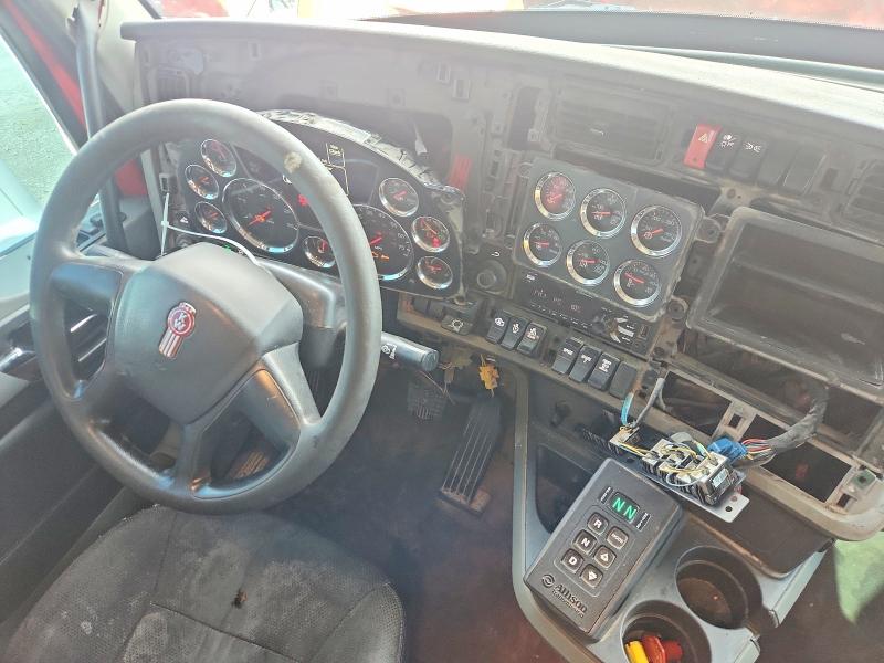 2021 Kenworth T880 VIN 1NKZL40XXMJ439983 COPART salvage auction — FRONT END, TN - SALVAGE CERTIFICATE, sold $18,400 on 2026-08-27 (photo 8)