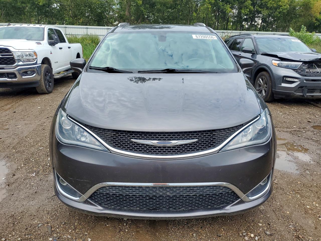 2018 Chrysler Pacifica VIN 2C4RC1BG6JR279637 COPART salvage auction — Front End, Ct - Clean Title, sold $3,200 on 2026-09-16 (photo 5)