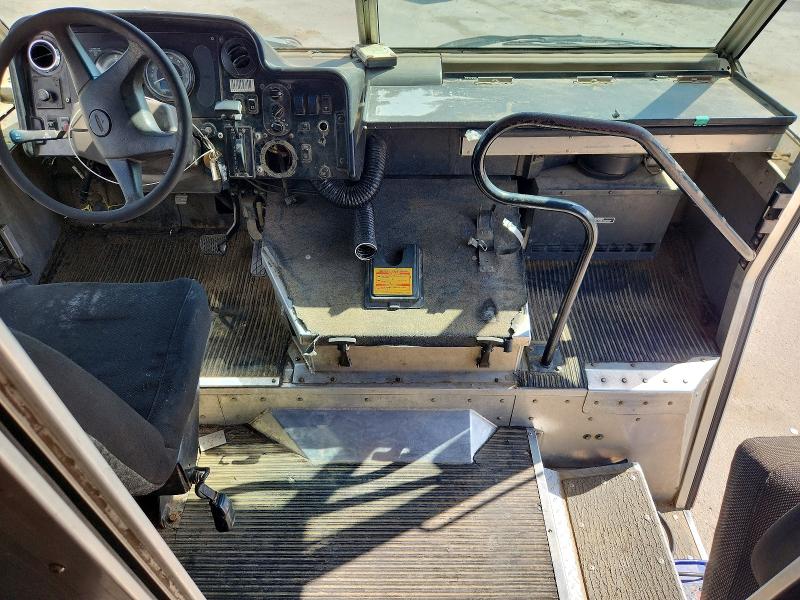 2009 Freightliner Chassis VIN 4UZAANDU49CAM6002 COPART salvage auction — SIDE, MS - CERTIFICATE OF TITLE, sold $175 on 2026-08-27 (photo 8)