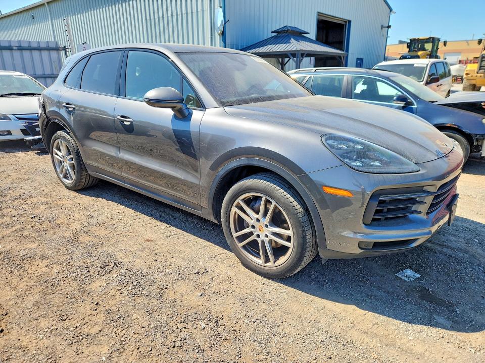 2019 Porsche Cayenne VIN WP1AA2AY2KDA09505 COPART salvage auction — SIDE, ON - PERMIT NO BRAND - UNFIT, sold $15,750 on 2026-10-06 (photo 4)